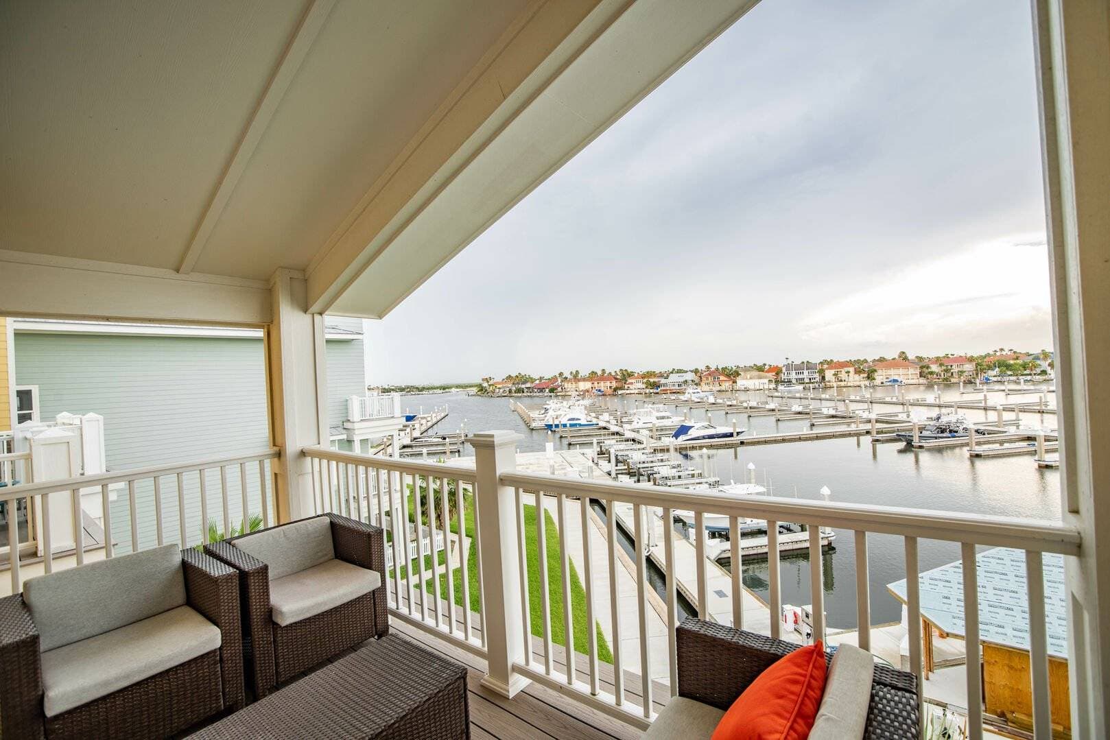 Marina Del Bell - Image 7