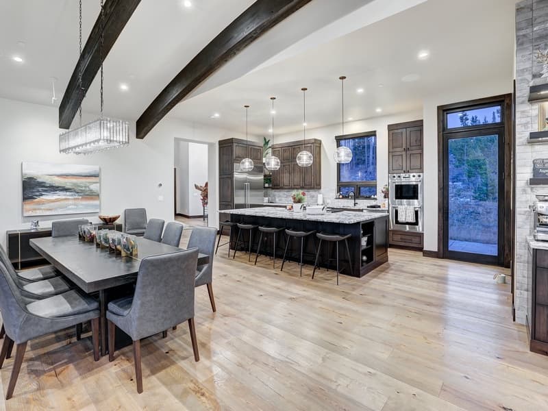 Crowne Summit Estate - Image 5