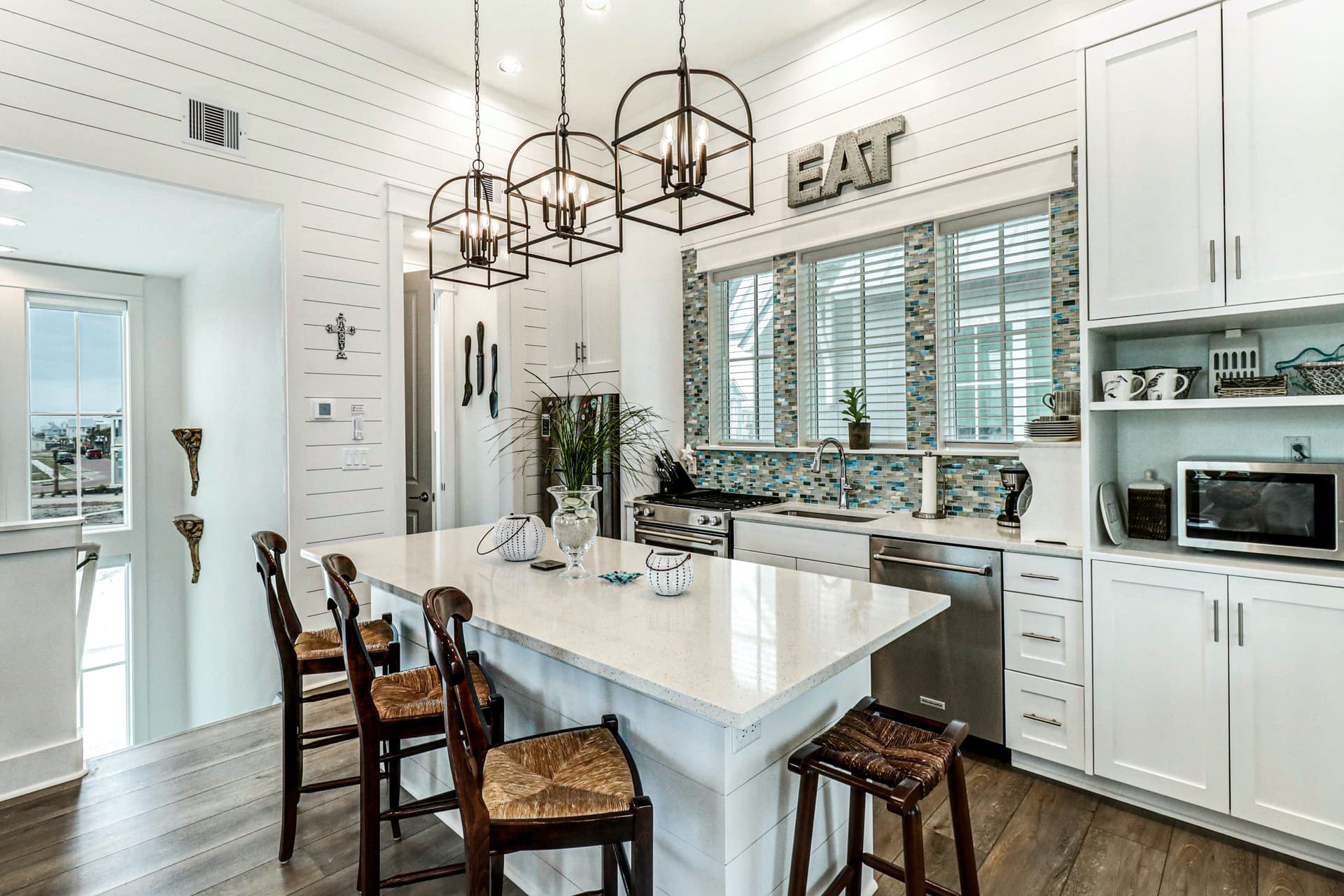 Ca-SEA-ta Home - Image 3