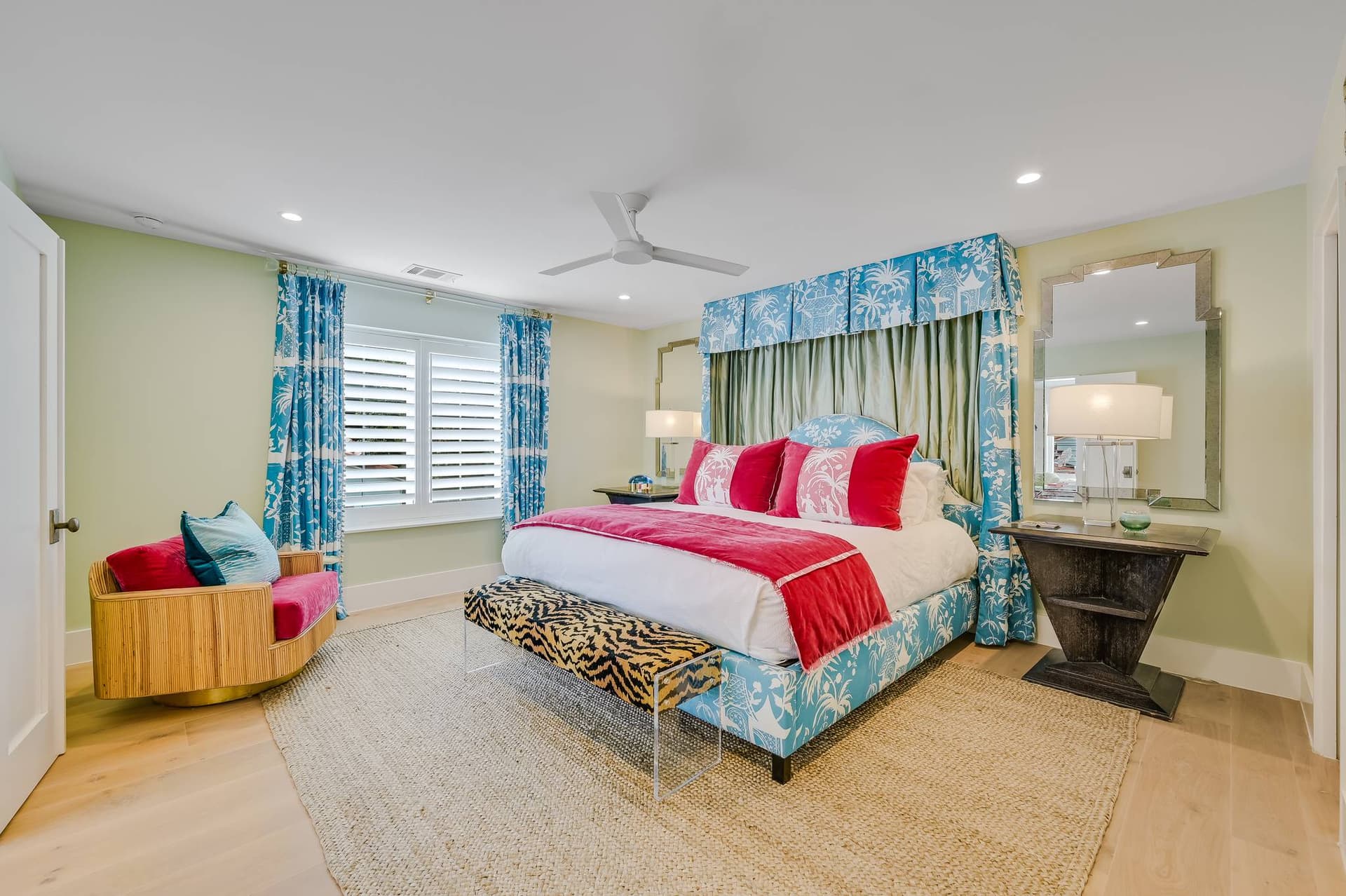 Austin Splendor - Image 44