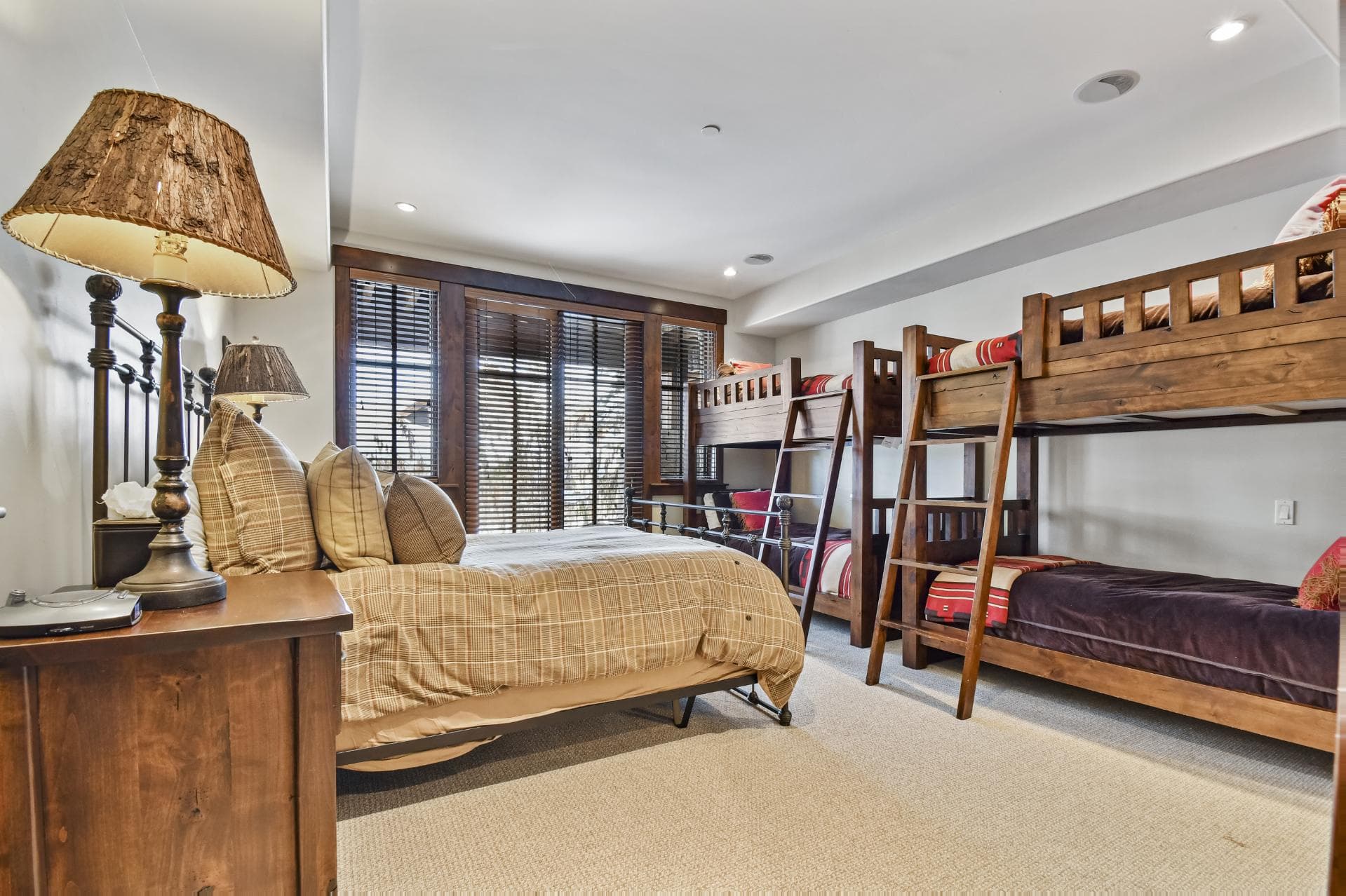 Silver Star #33 - Image 24