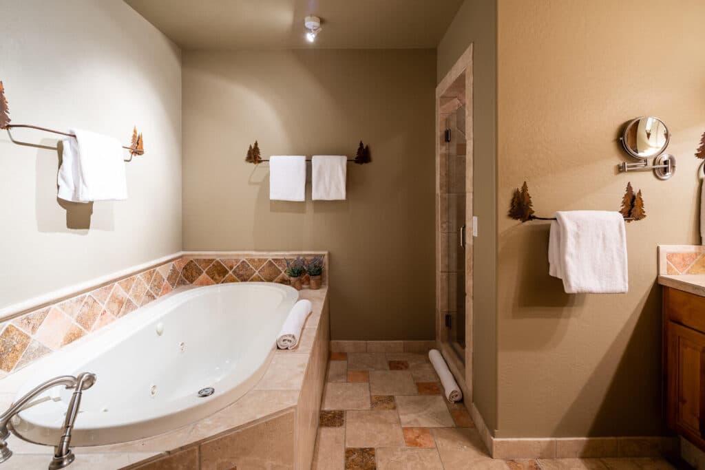 Hidden Trail House - Image 10