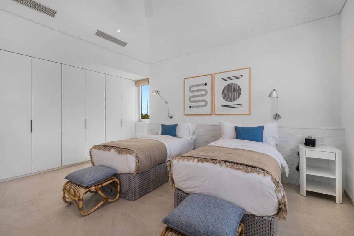 Grace Bay Five Bedroom Beachfront - Image 22