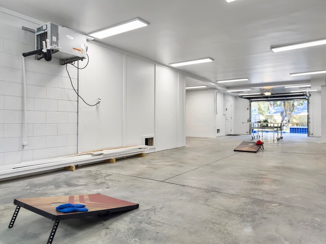 Cameron by the Sea - Image 66