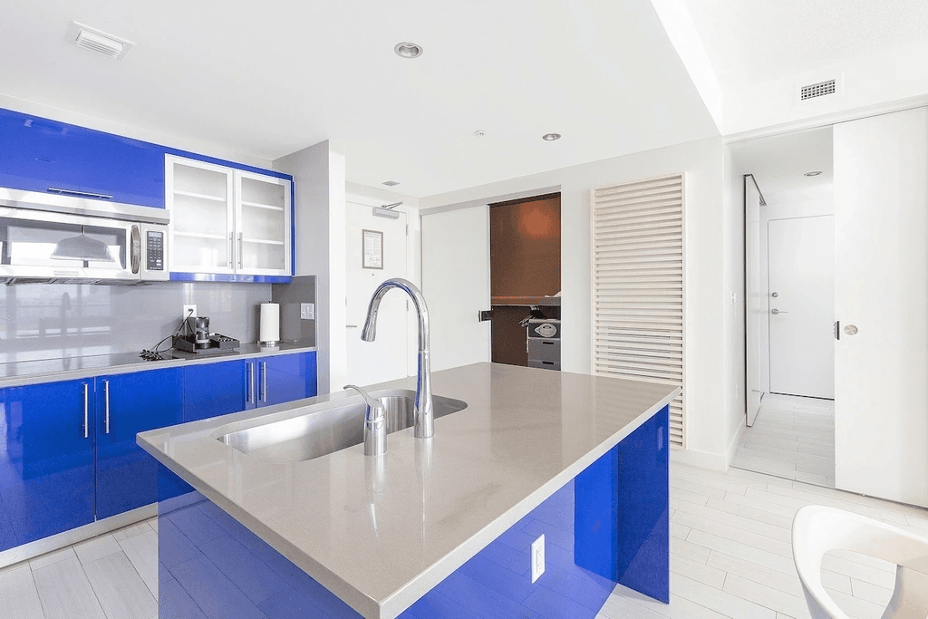 Shoreline #604 - Image 14