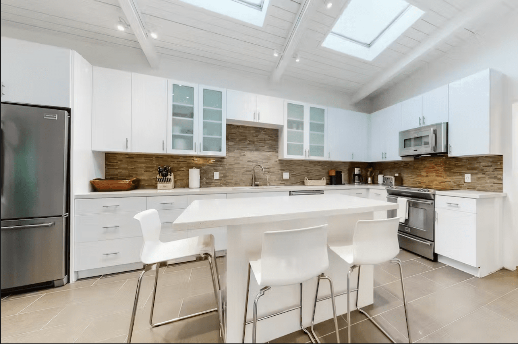 Palm Springs Style House - Image 4