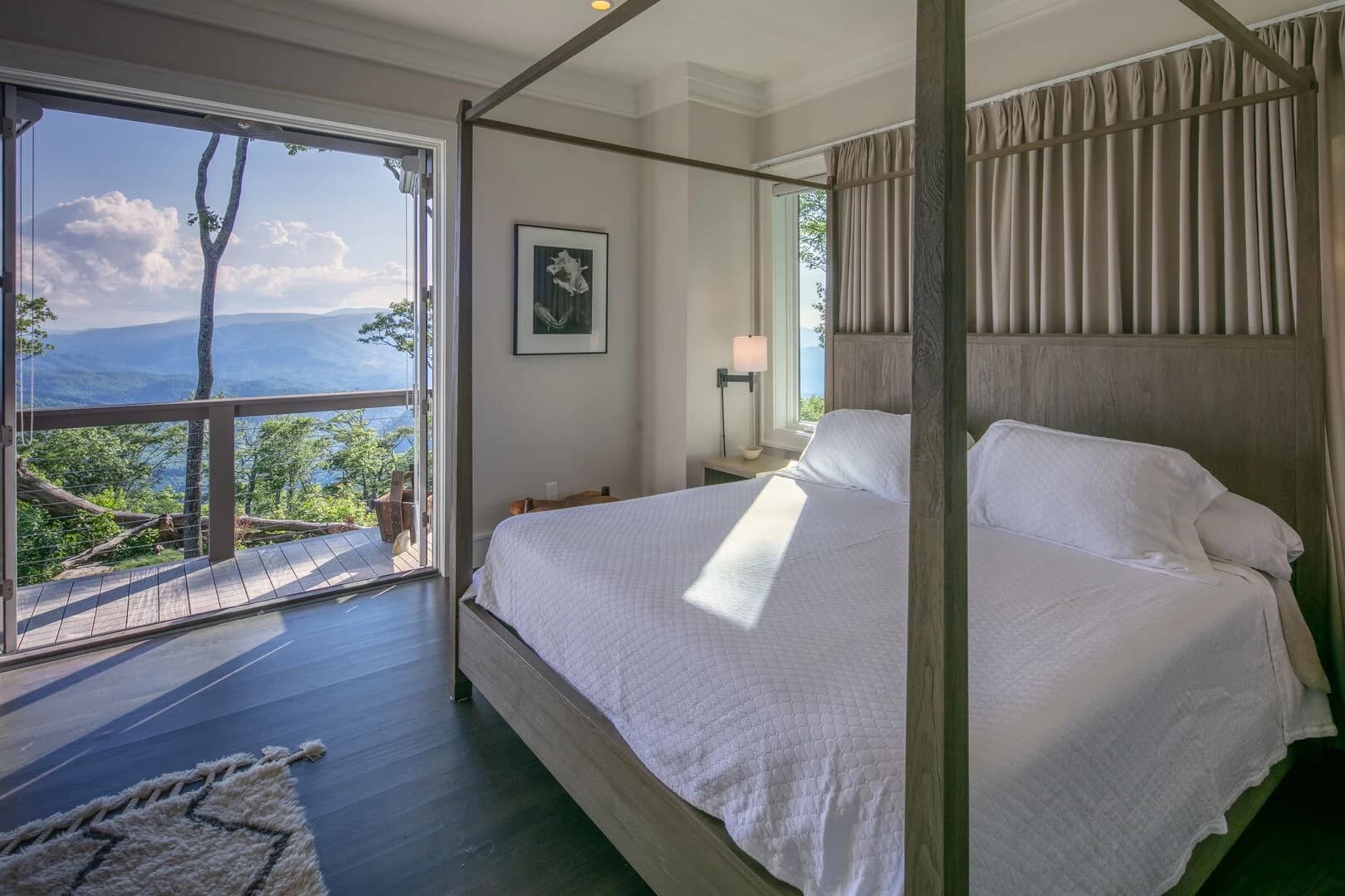 Outside Inn Place - Image 18