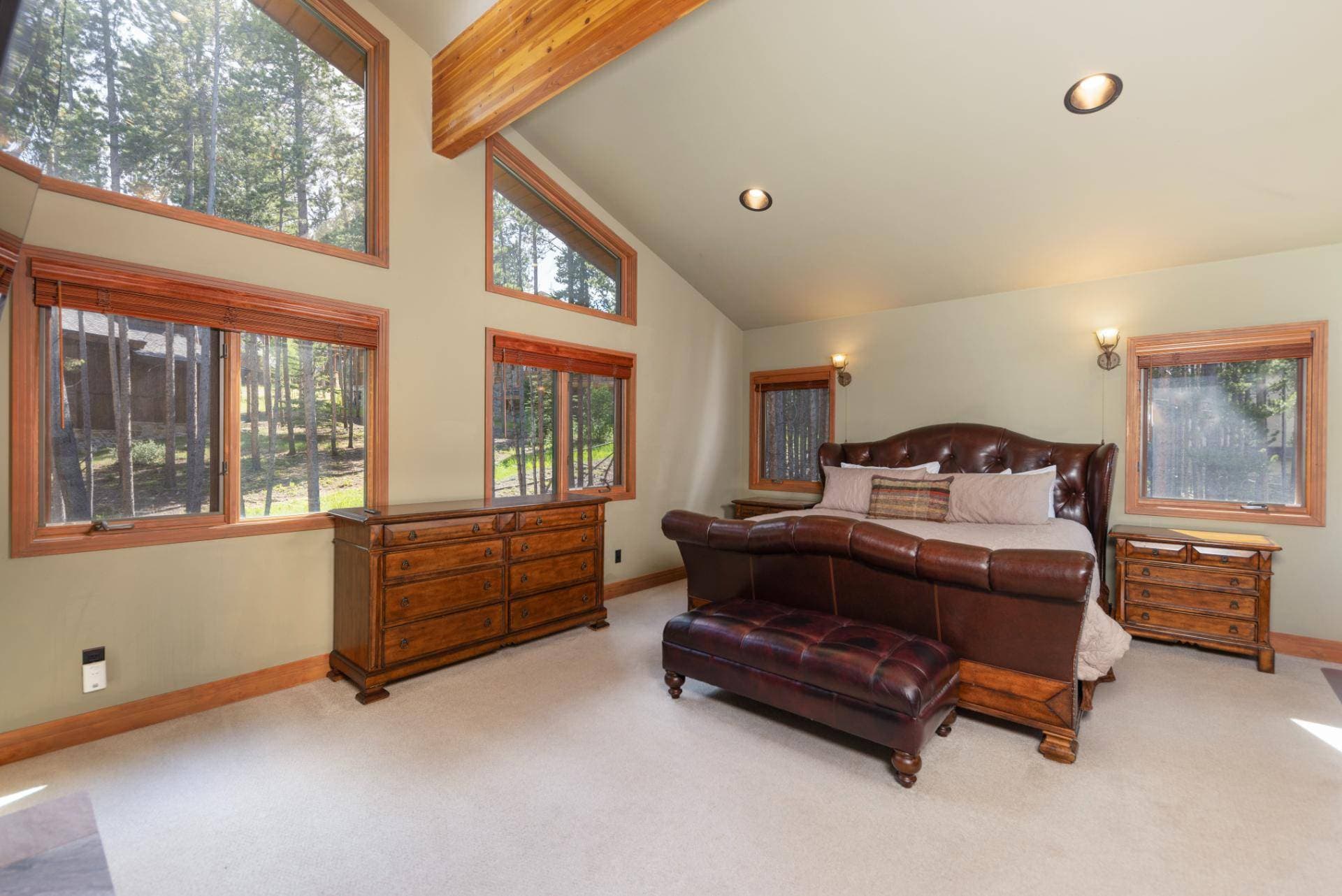 Trailside Lodge - Image 10