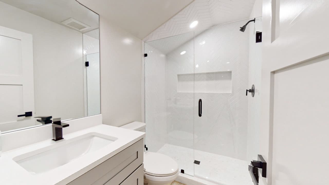 Blue Cove House - Image 22