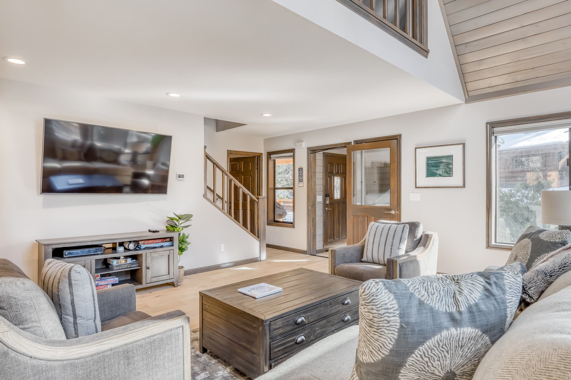 Meadowview Home - Image 4