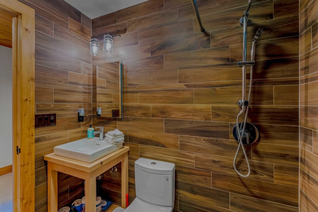 Soda Springs Ski & Lake Retreat - Image 26