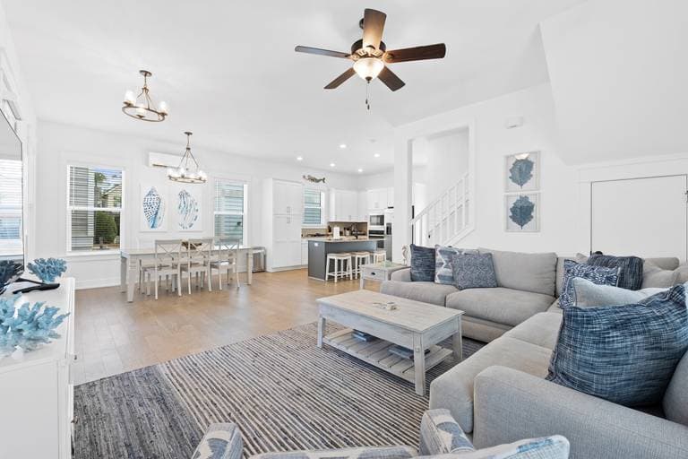 Charming Blue Haven - Image 7