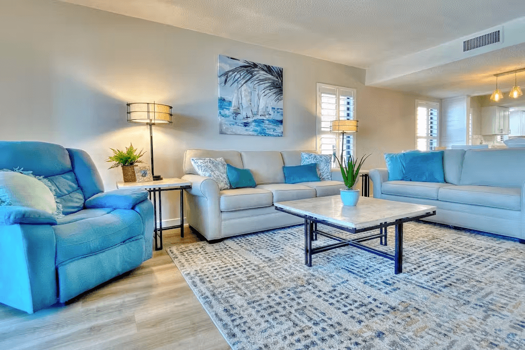 Reflections on the Gulf - Image 5