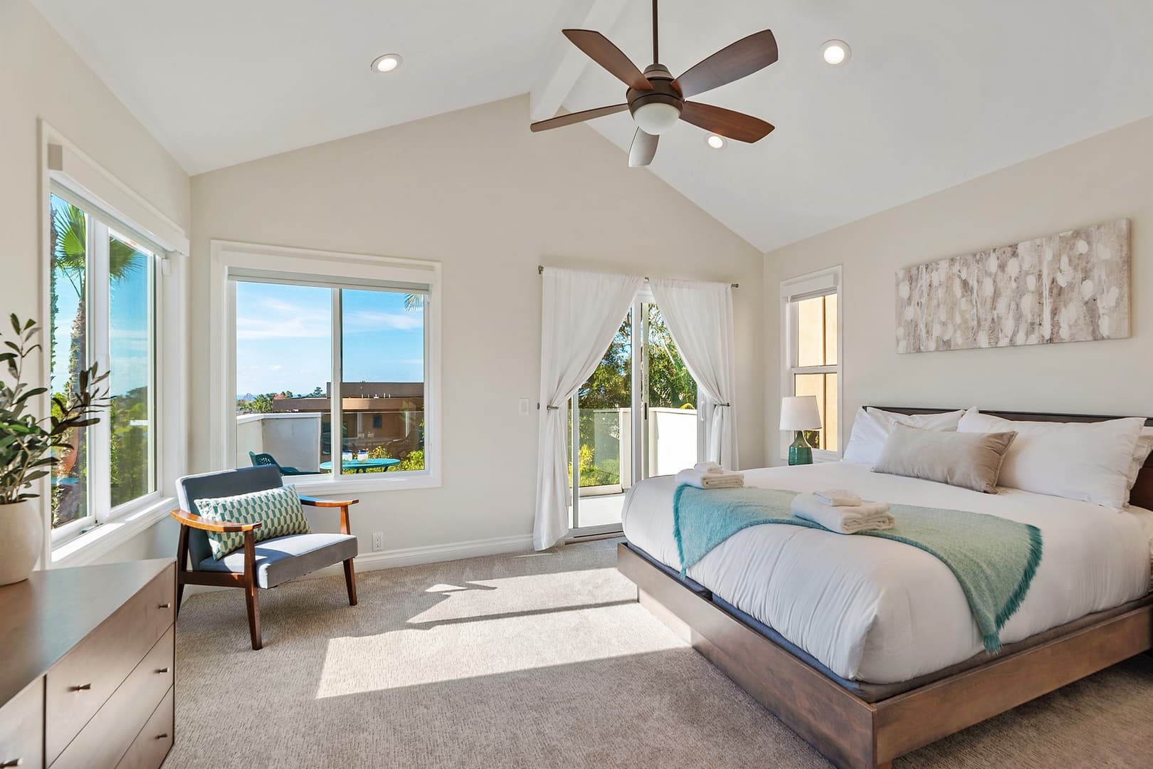 Del Mar Haven House - Image 16