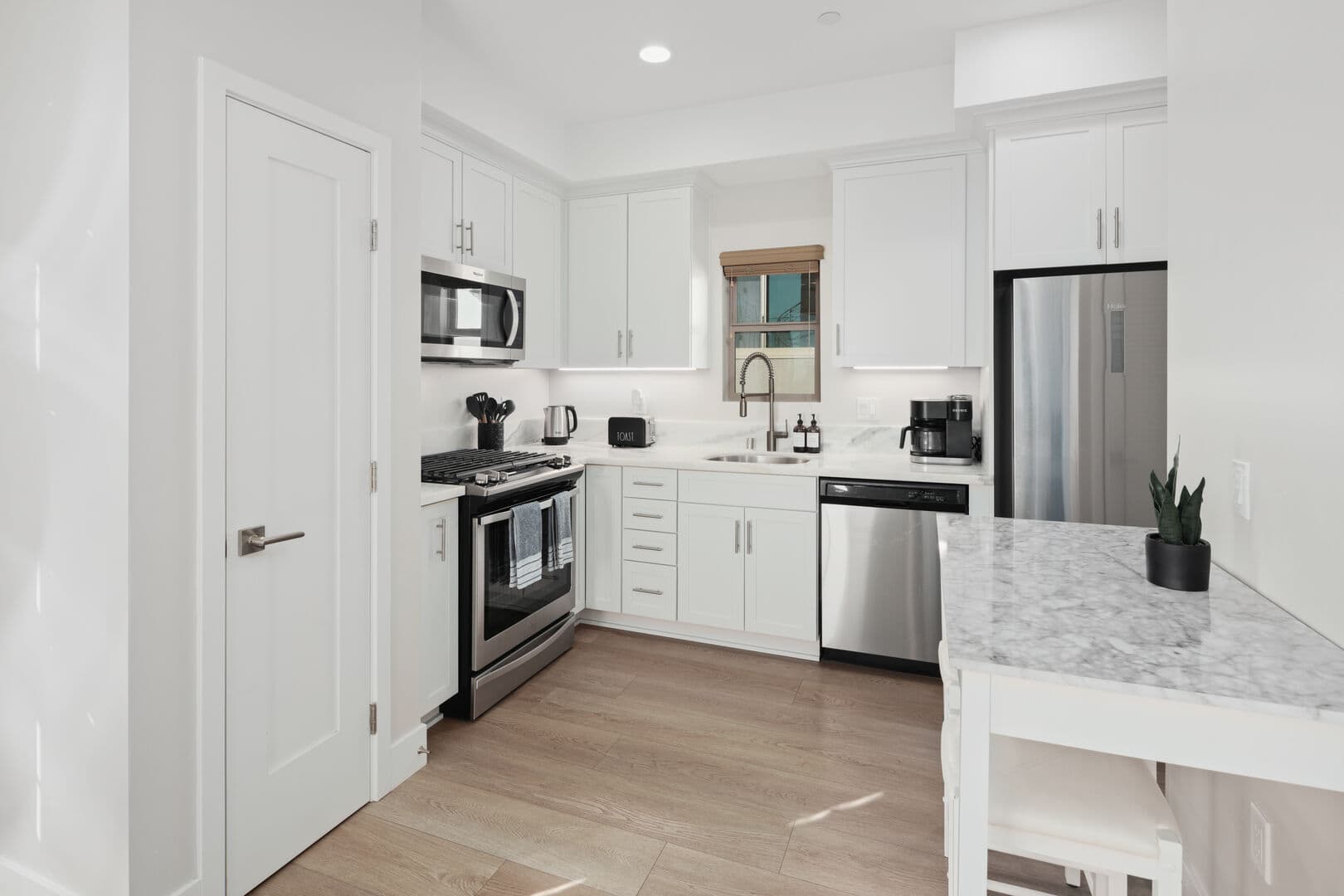 Sapphire Bliss Home - Image 3