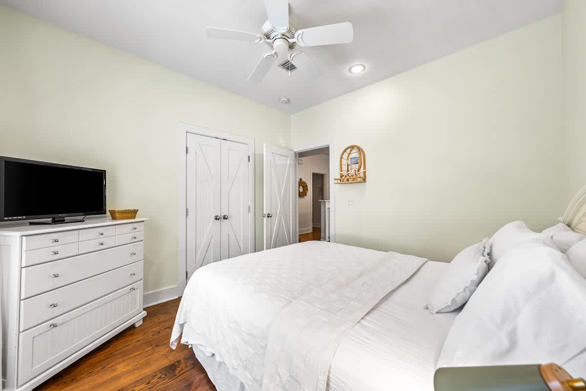 Story House - Image 6