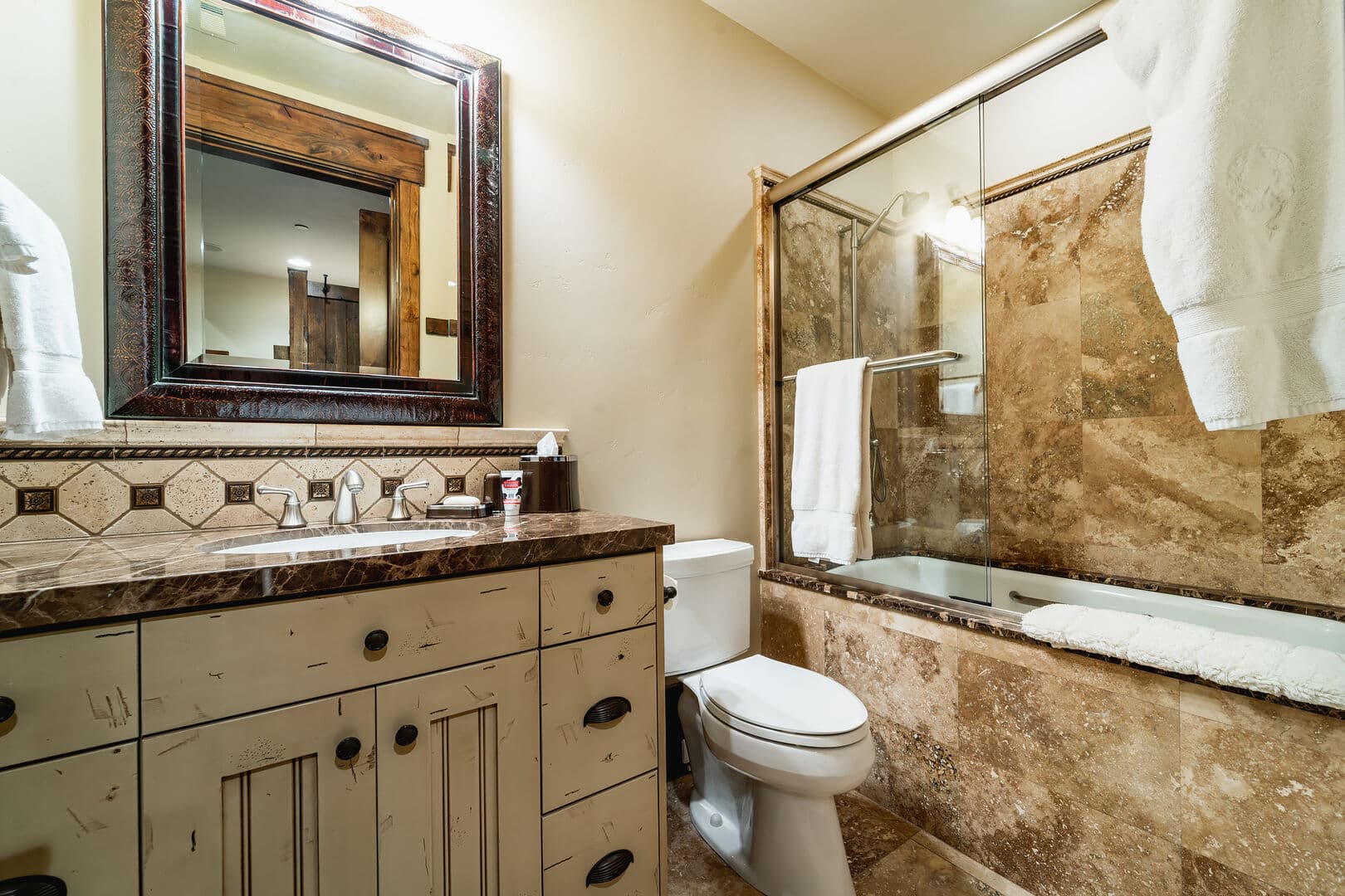 Black Spruce Lodge - Image 36