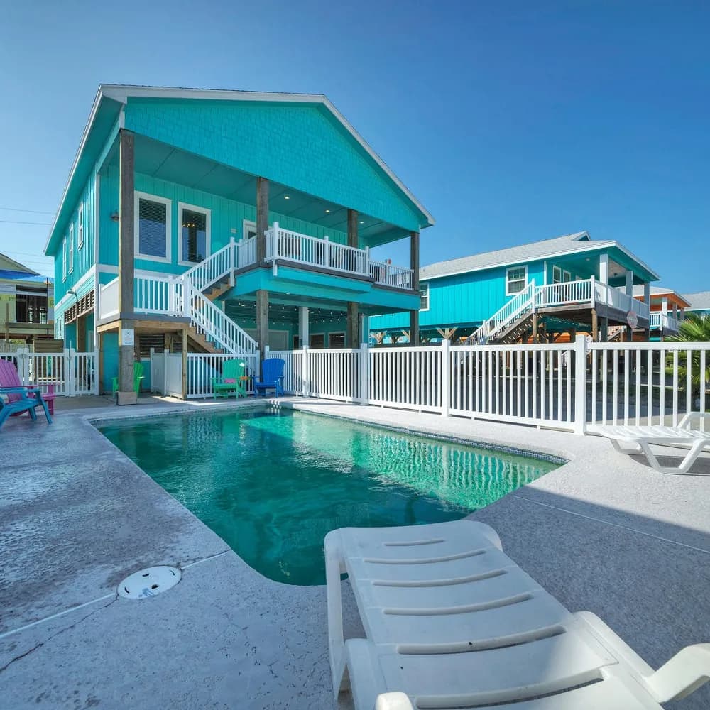 Bourbon Breeze - Image 30