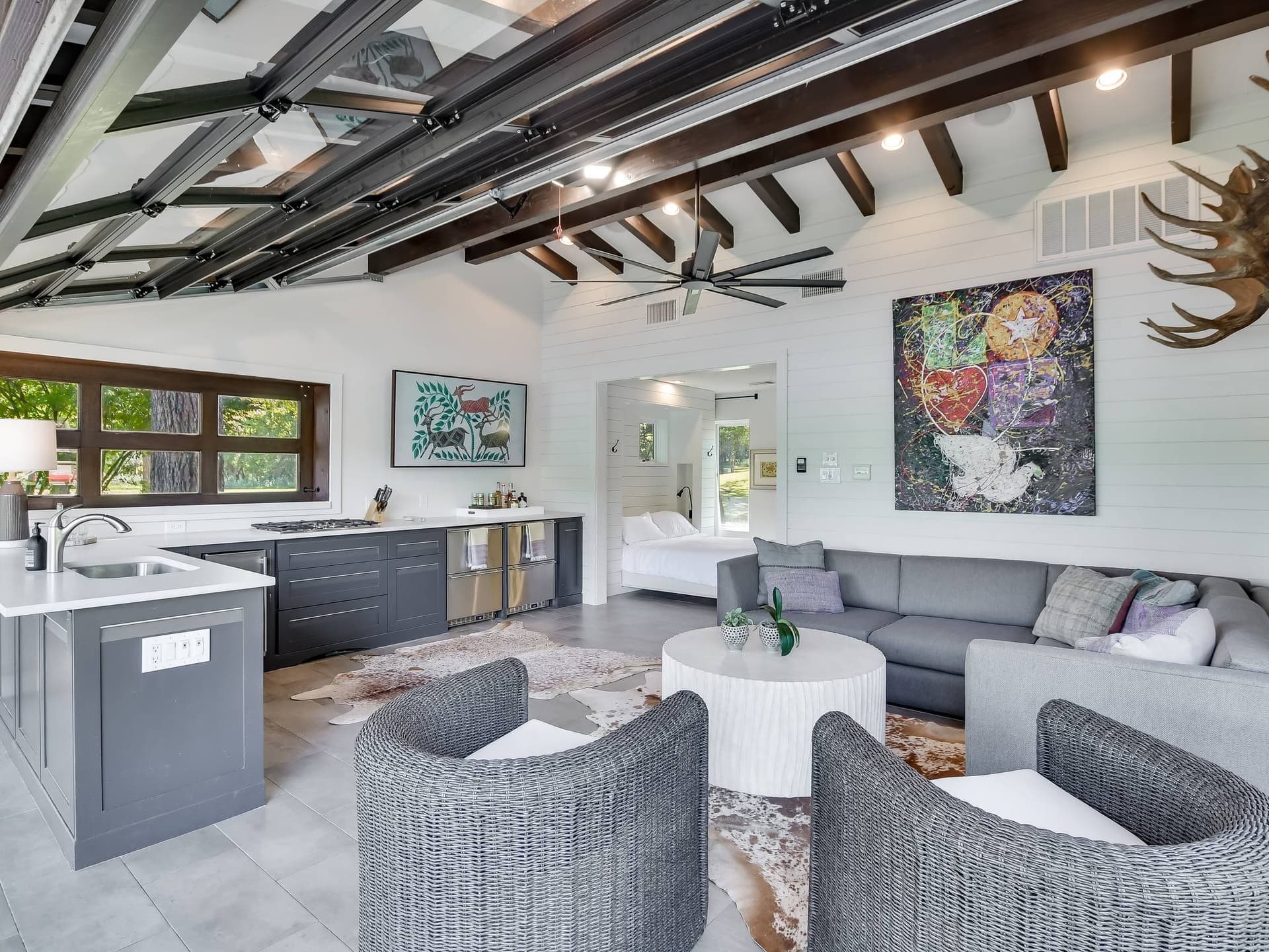 Sapphire on Lake Austin - Image 56