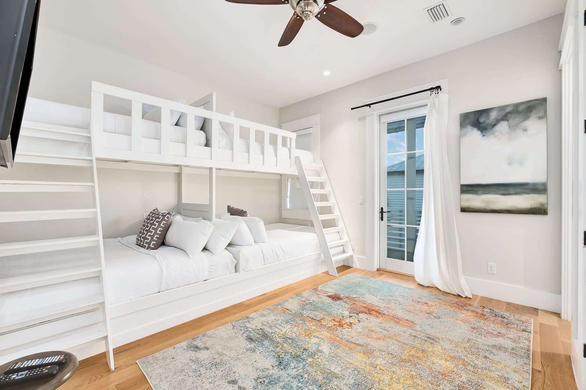 St. Ivory - Image 27