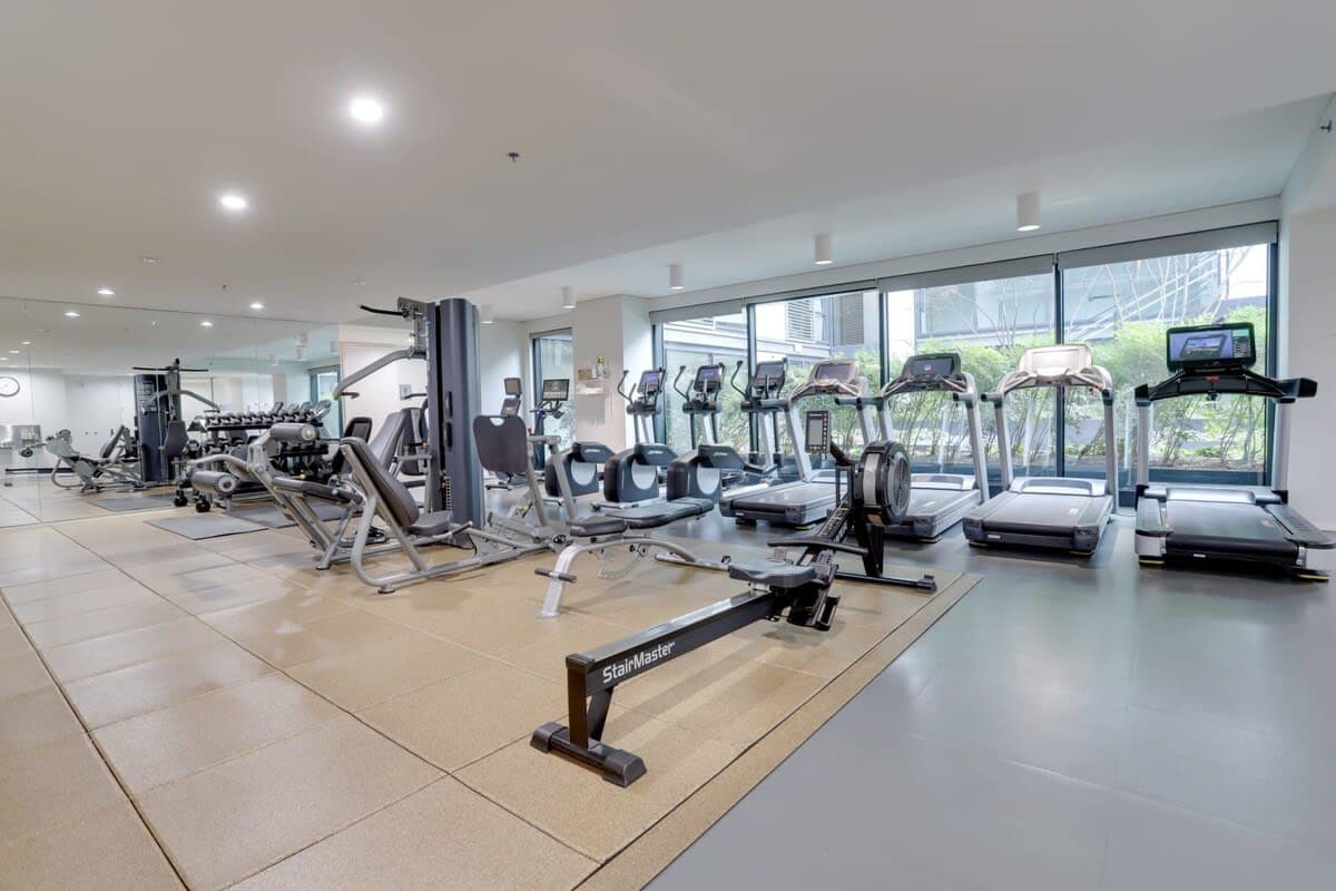 Metro Oasis - Image 11