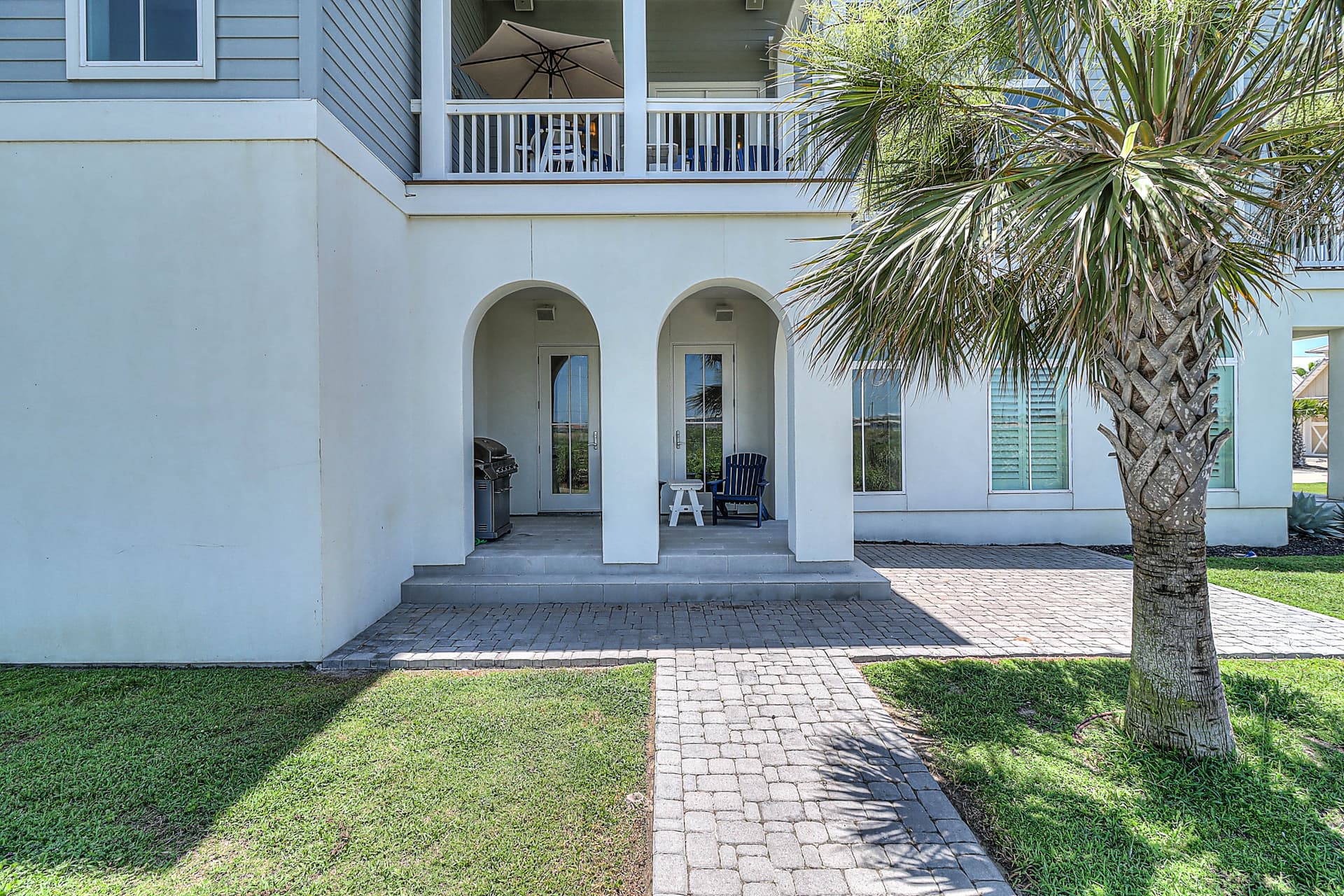 Coastal Oasis House - Image 36