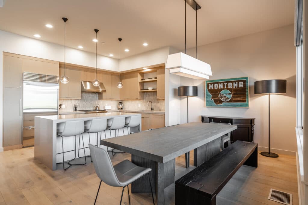 Blue Run Home - Image 4