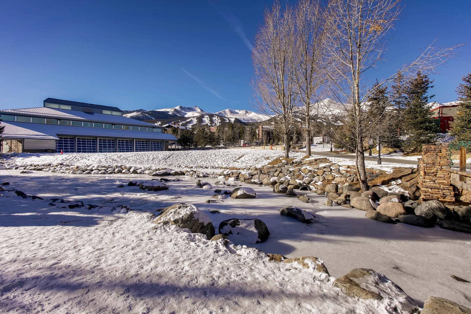 Apres on French Street - Image 30