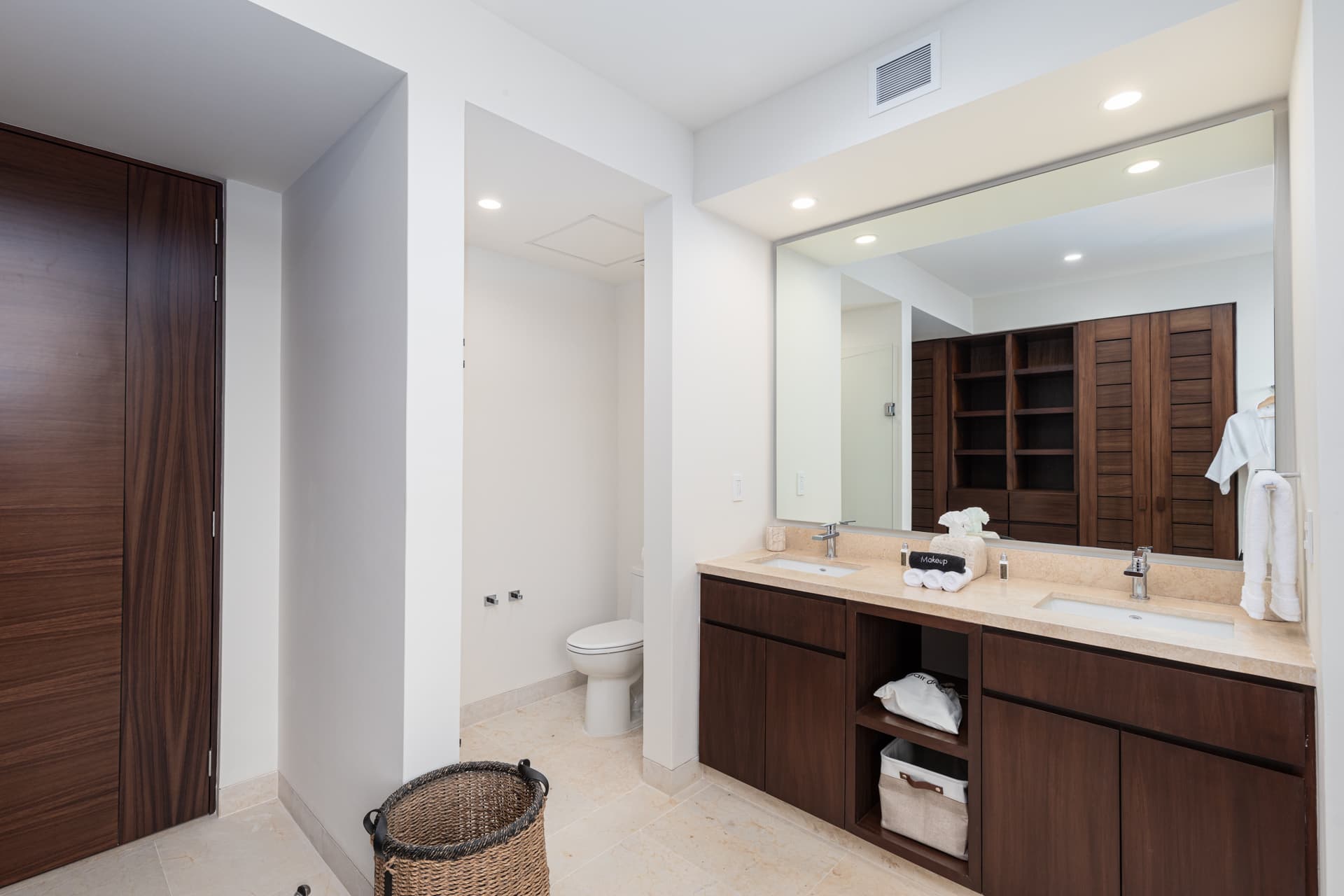 Tau Residences #621 - Image 29