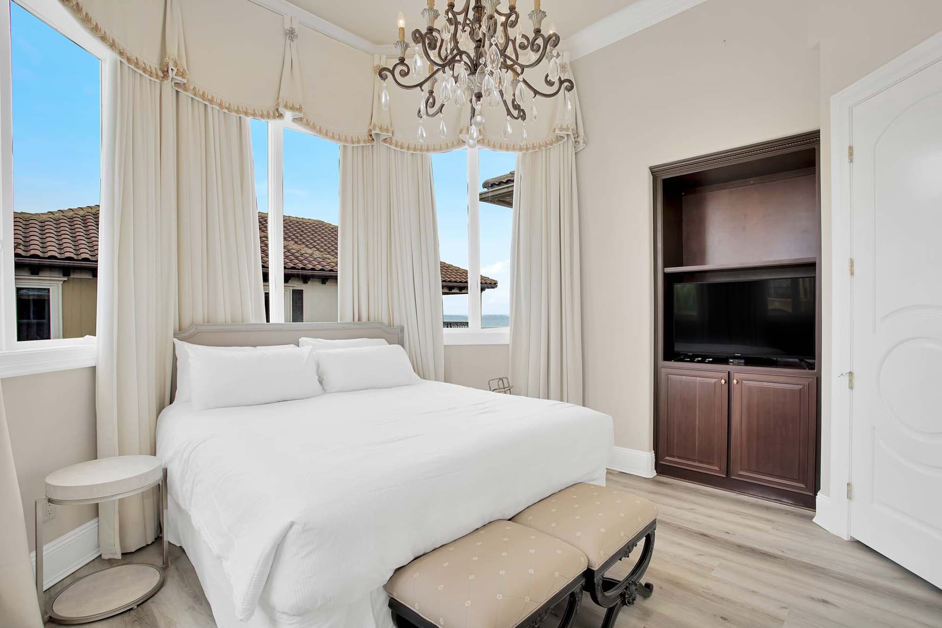 Grand Marquix Villa - Image 30