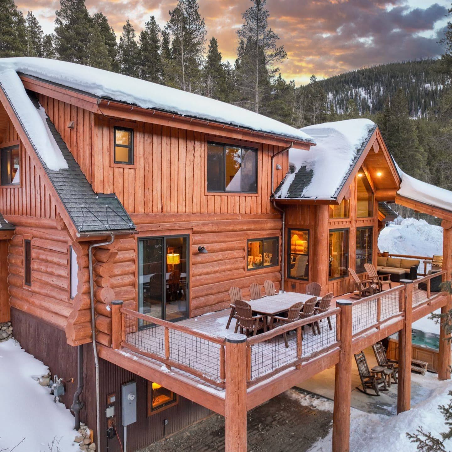 Pine Ridge Cabin - Image 1