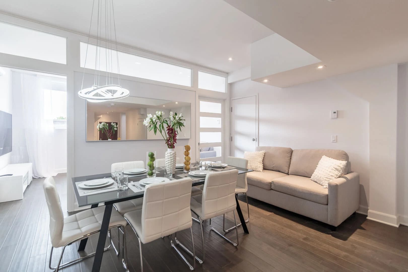 Bizard Home - Image 2