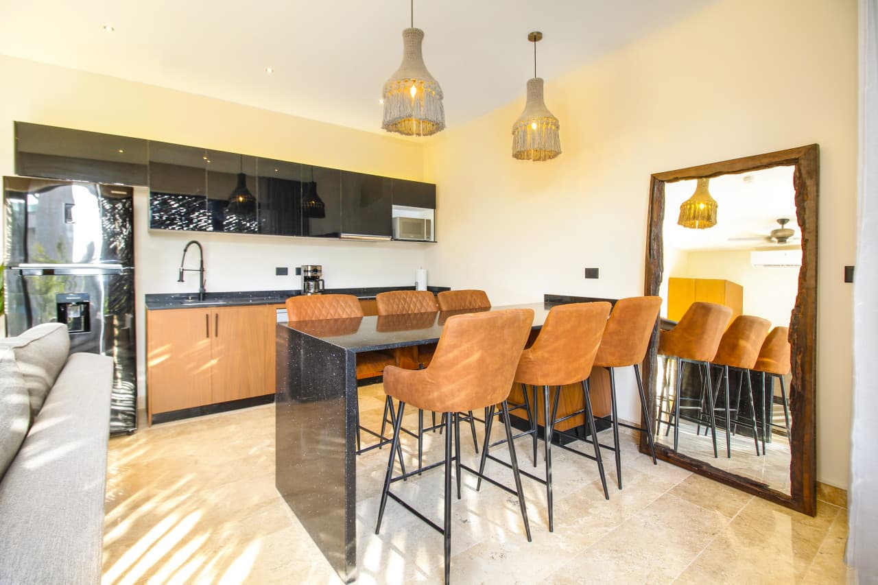 Sunset Pursuit - Image 3