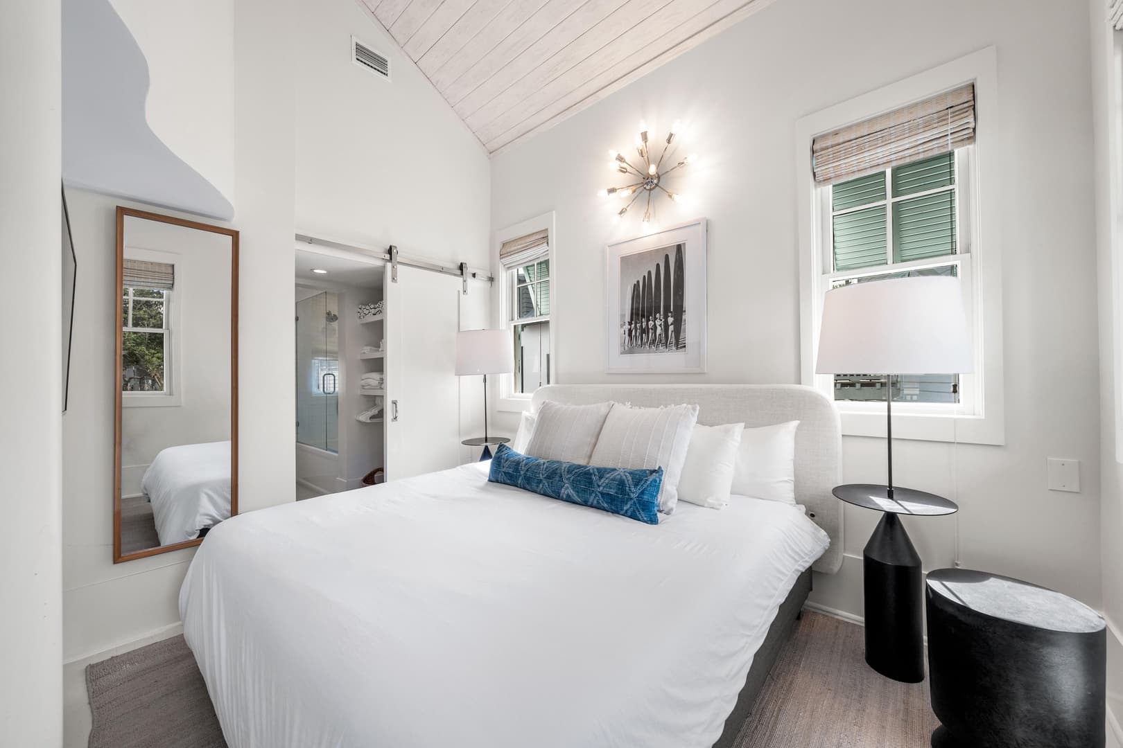 YOLO Cottage & Carriage - Image 23