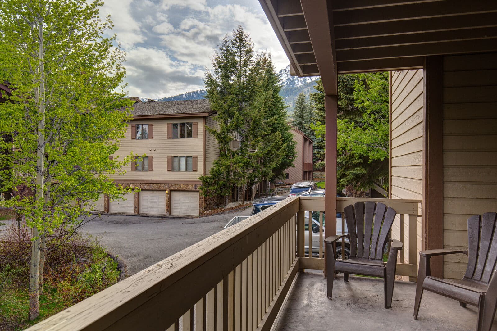 Teewinot Home - Image 40