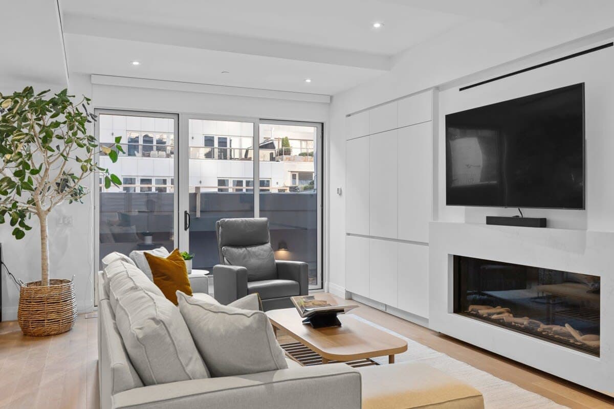 Madison Place - Image 4