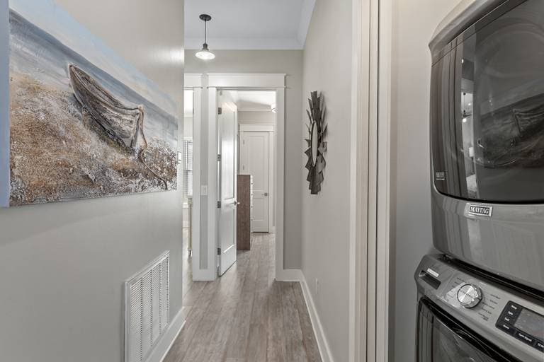 Aquaholic House - Image 35