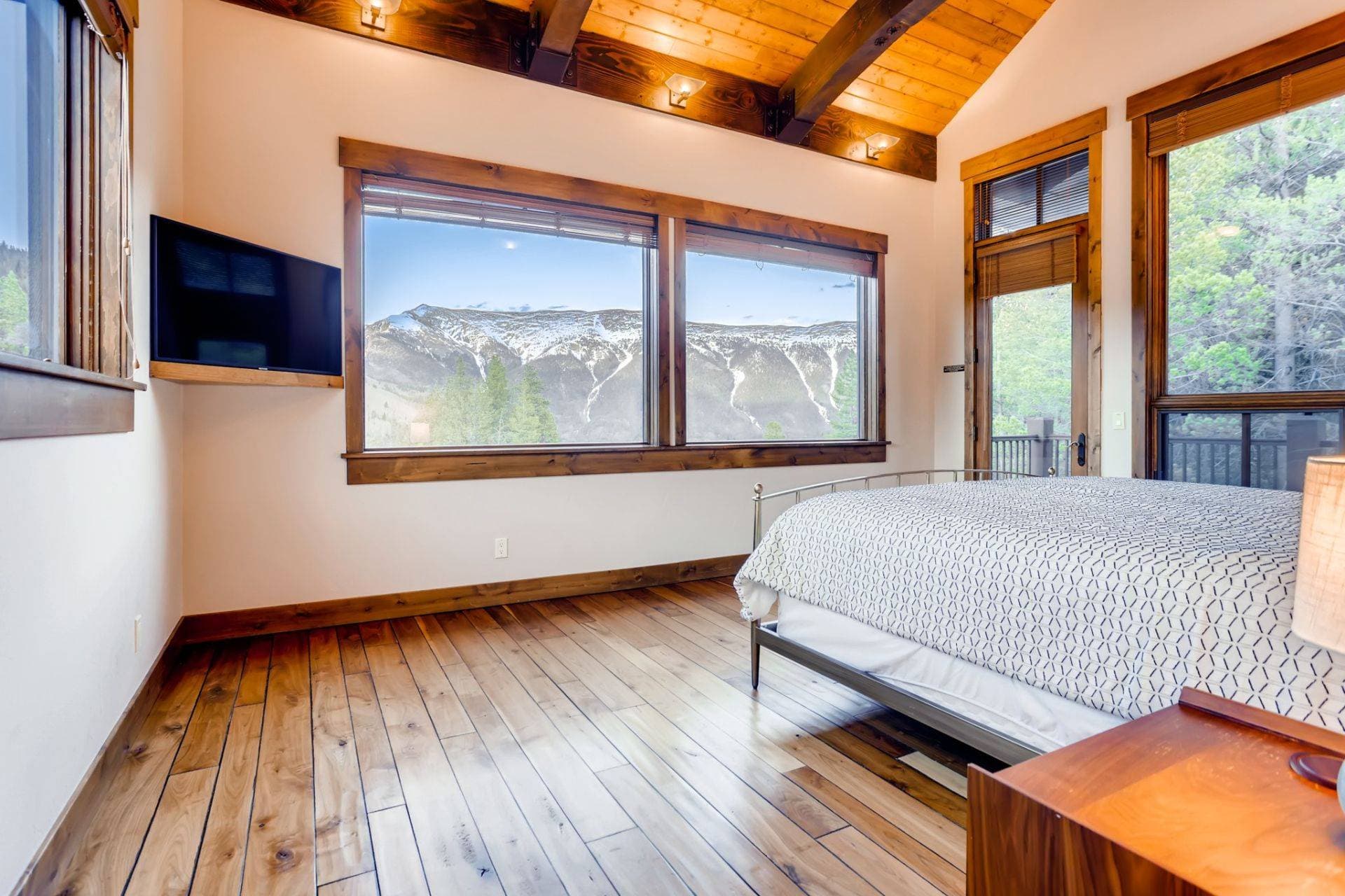 Snowy Pines House - Image 14