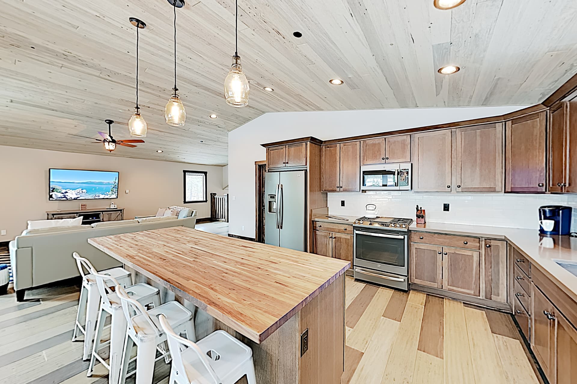 Arrowhead Adventures House - Image 5