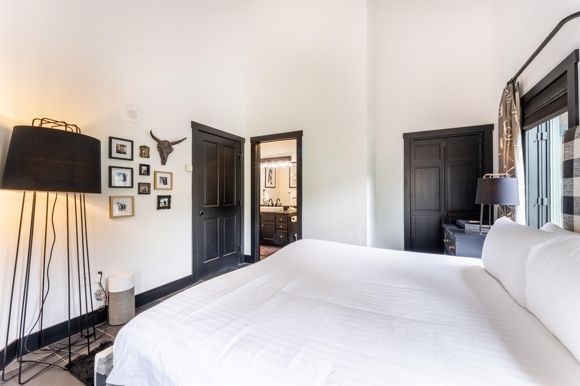 Arapahoe Residence - Image 29