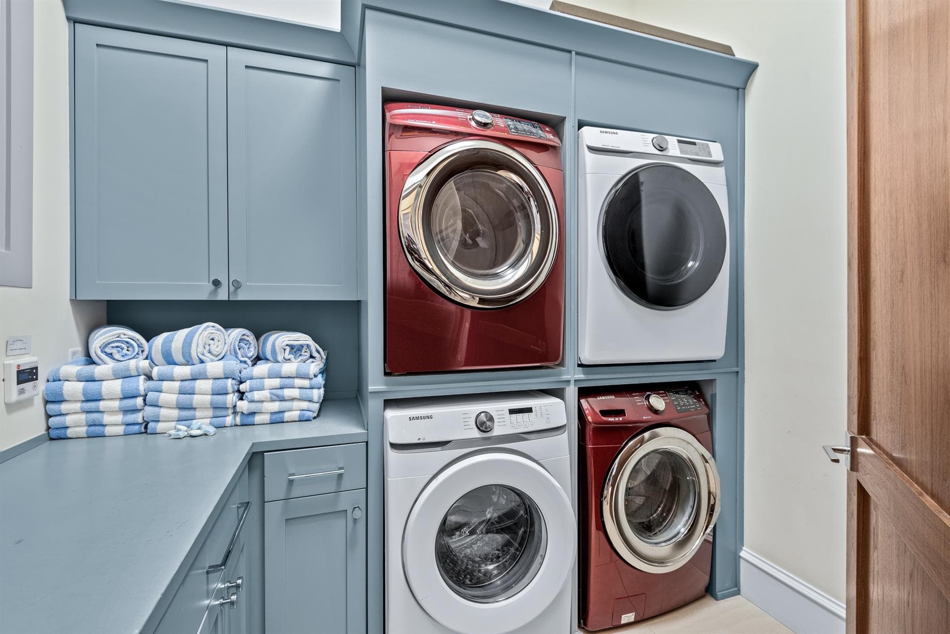 Life Aquatic Villa - Image 34