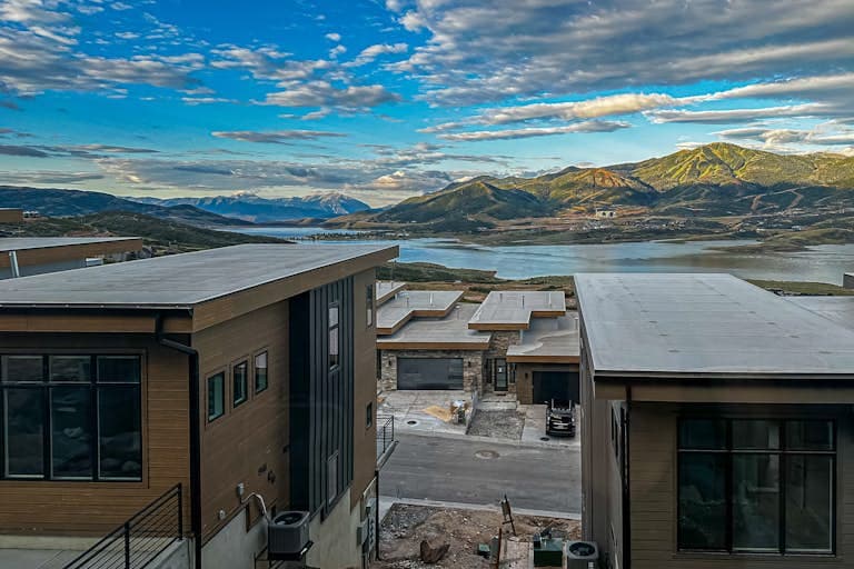 Luxury Hideout Overlook - Image 27