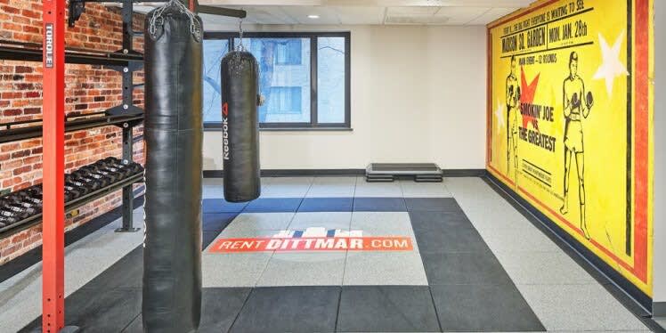 Phoenix Residence - Image 36