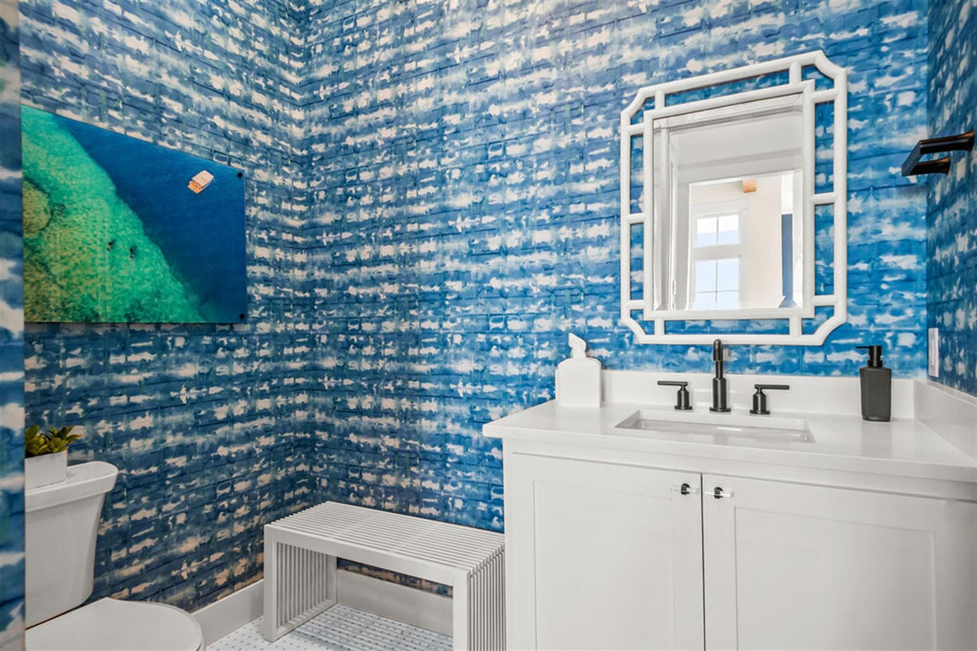 Blue Water Villa - Image 35