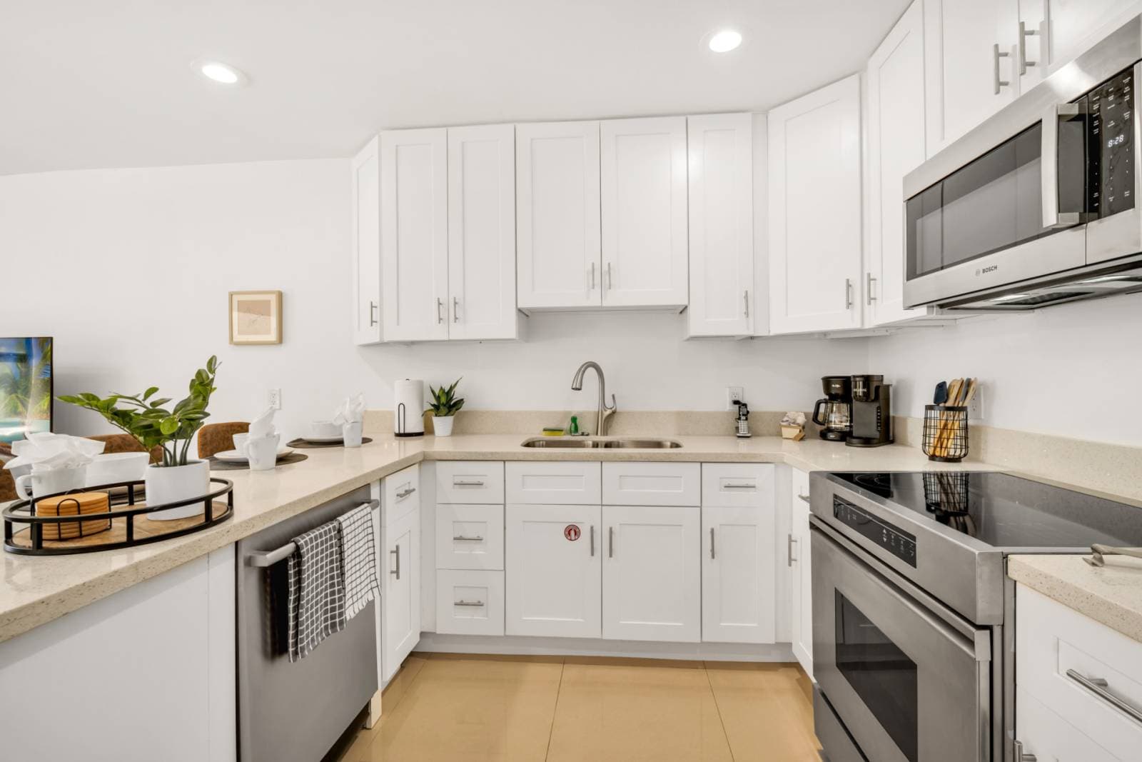 Urban Seaside - Image 3