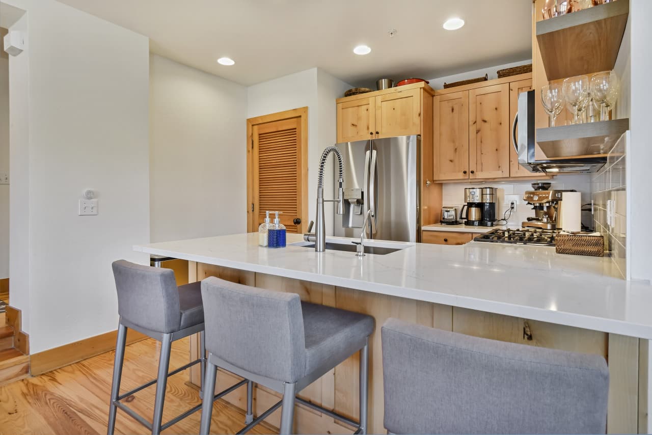 Mountain Crest Home - Image 6