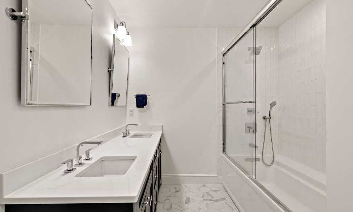 Stillwater House - Image 18