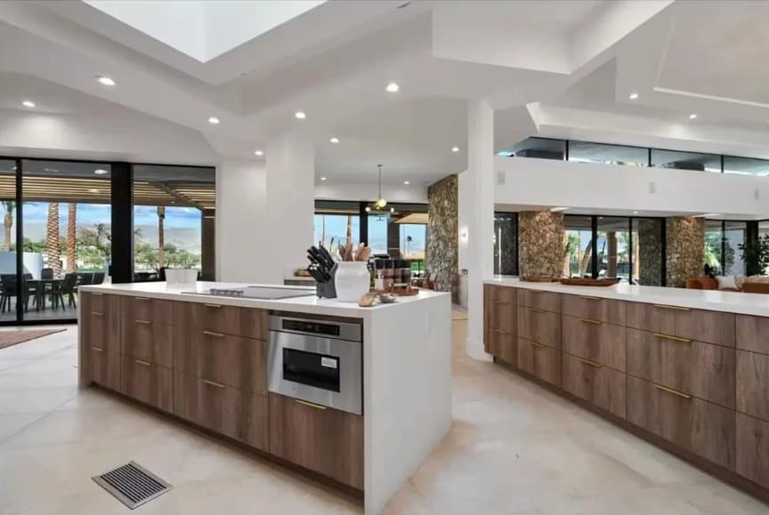 Bravo Beach House - Image 5