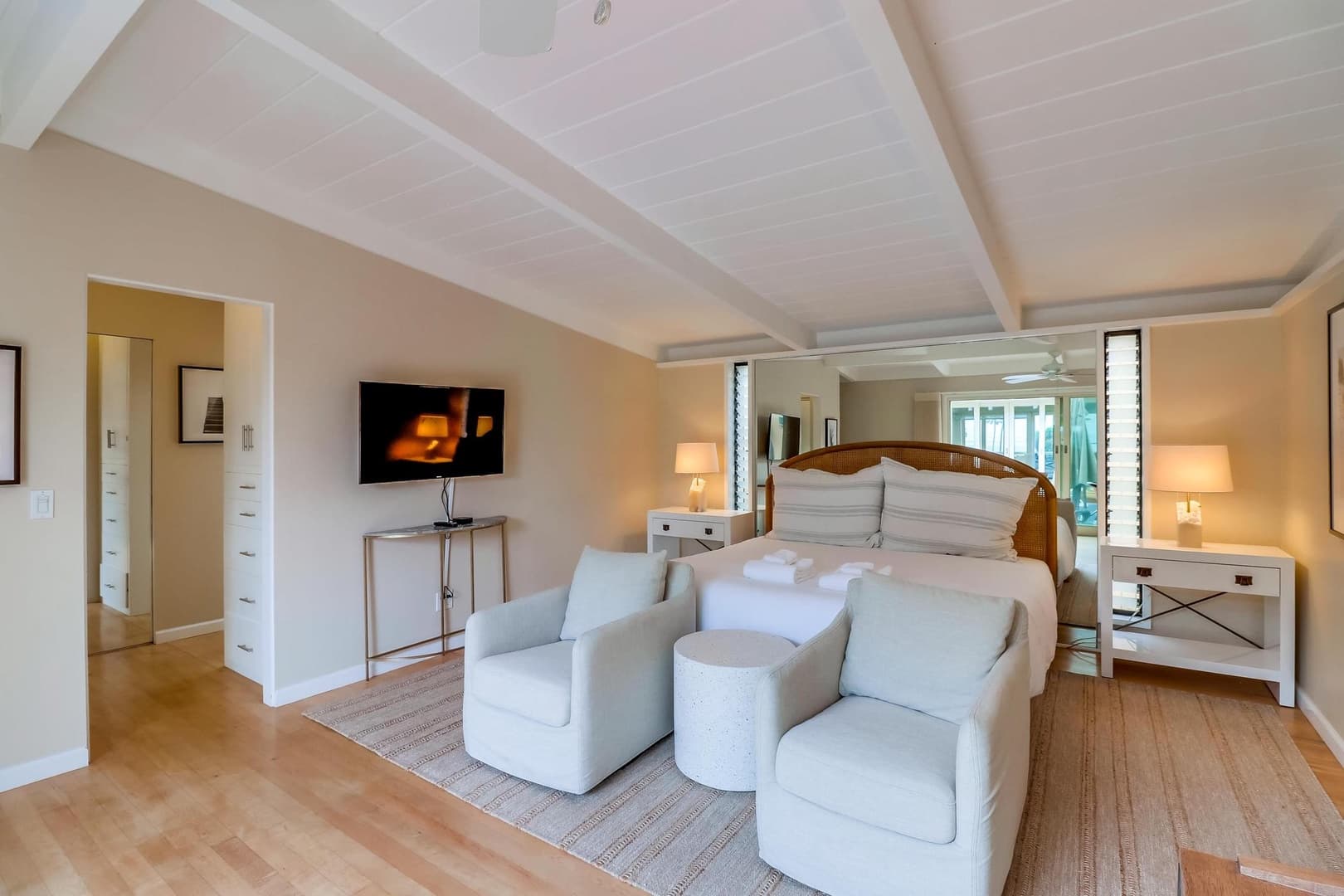 Summer Sea Home - Image 13