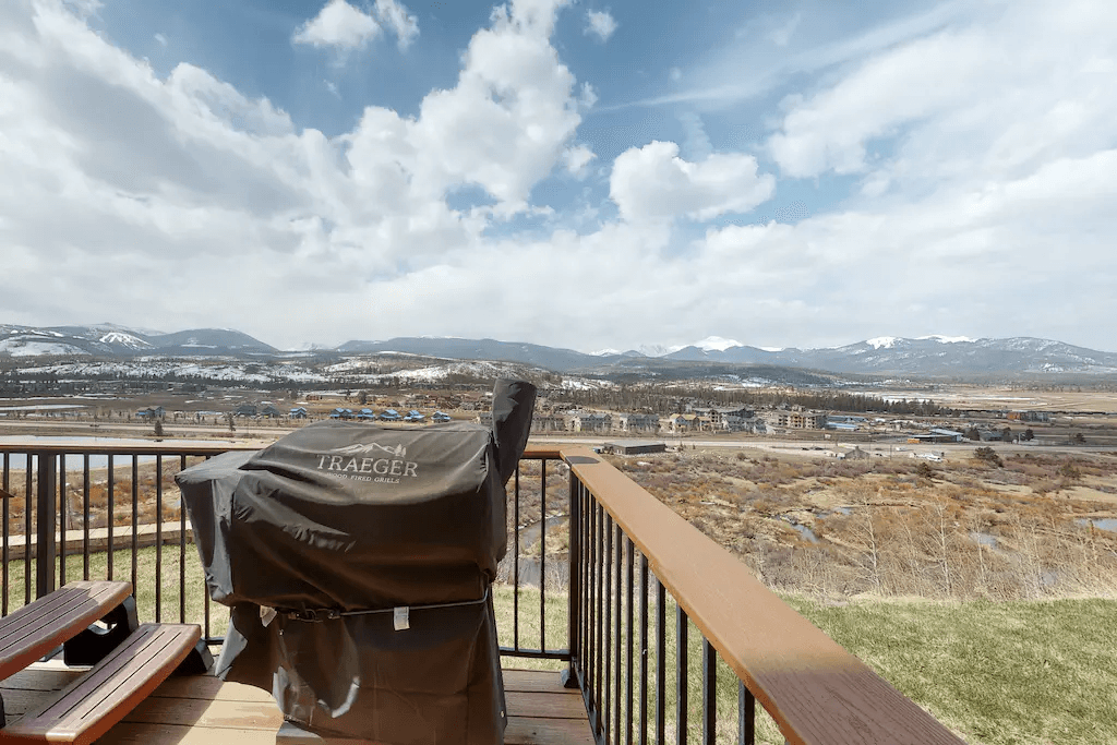 Fraser River Retreat - Image 26